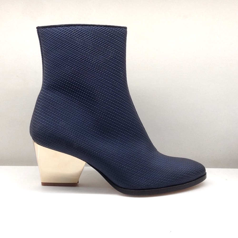 Zoe Lee Addis Bootie Size 40 Metallic Grey with Gold Heels Side Zip Ankle Boot - Picture 5 of 14